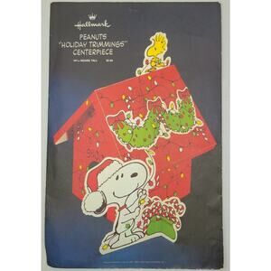 Halmark Peanuts Holiday Trimmings Die Cut 3D Centerpiece Snoopy Woodstock UNUSED